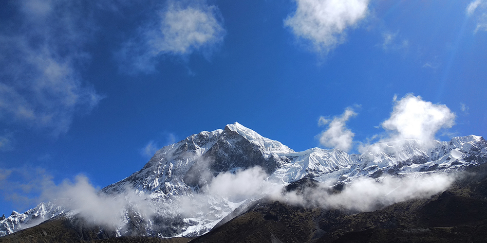 Explore Varsey Phalut Trek